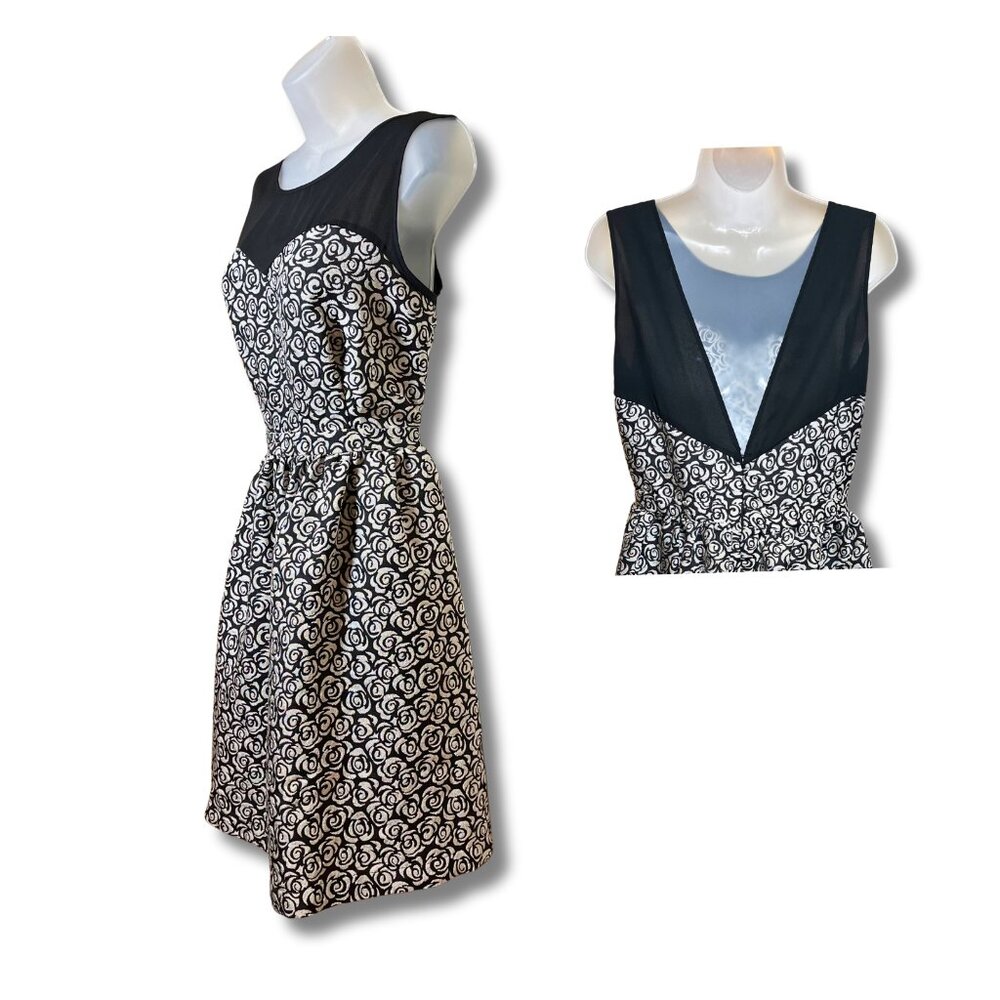 Cocolove Retro Floral A-Line Dress Sheer Sweetheart Neckline V-Back